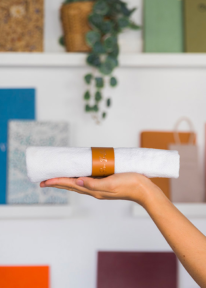 Ronds de serviette en cuir recyclé